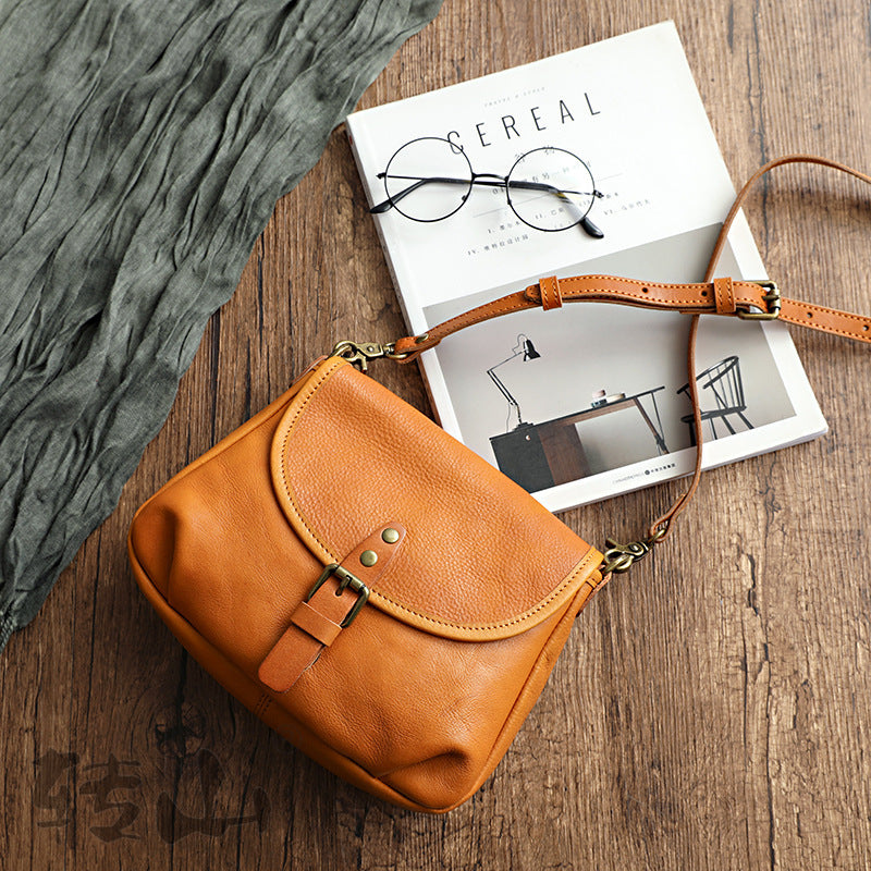 Retro Handmade Vegetable Tanned Leather Bag