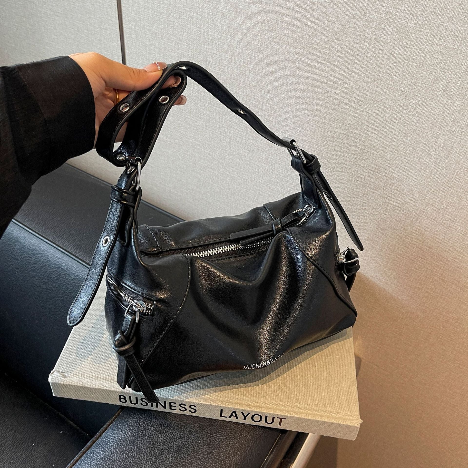 Retro Small Popular Crossbody Underarm Bag For Women